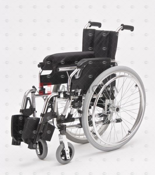 Кресло-коляска механическая FS955L (46 см)